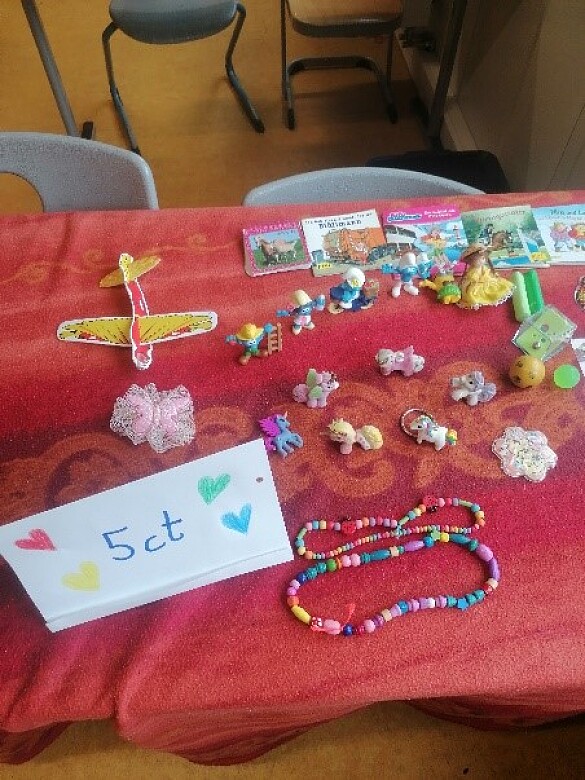 Bild eines Verkaufsstandes beim Flohmarkt