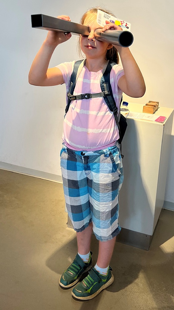 Optische Experimente im Universum